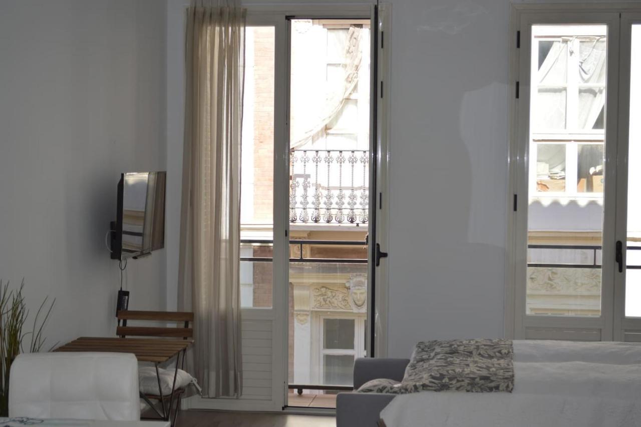 Modern Studio Flat Close To Plaza Merced Малага Экстерьер фото